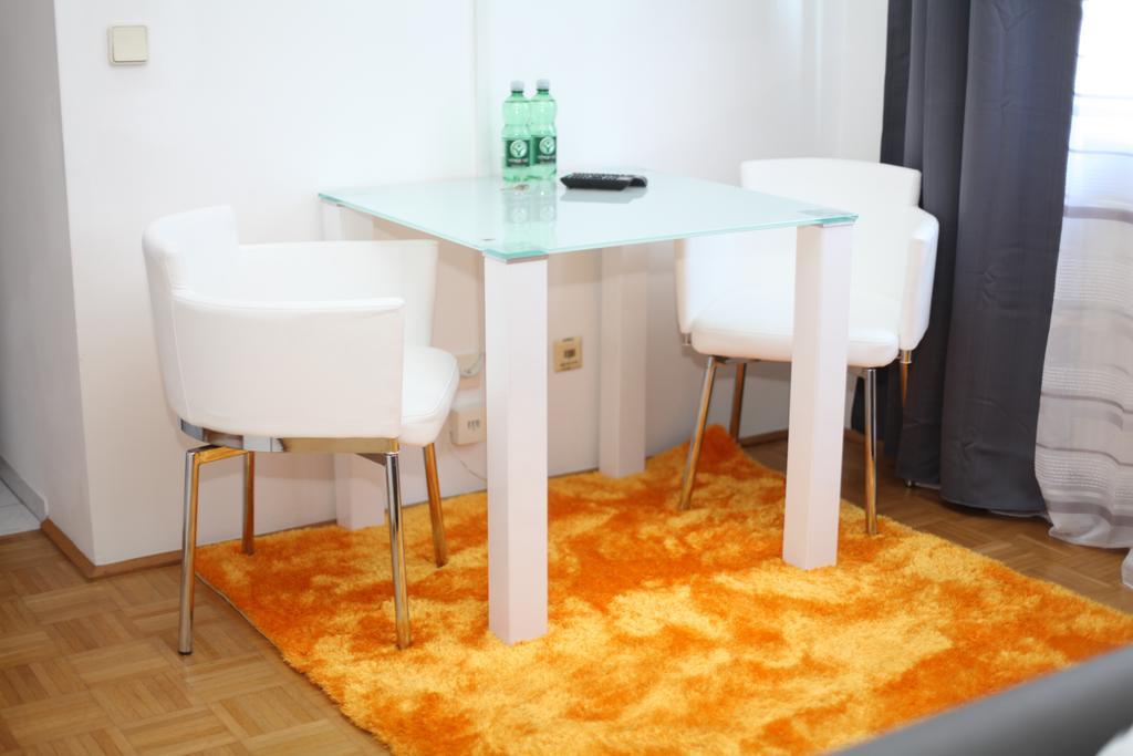 Apartment Wichtelgasse Wina Bagian luar foto