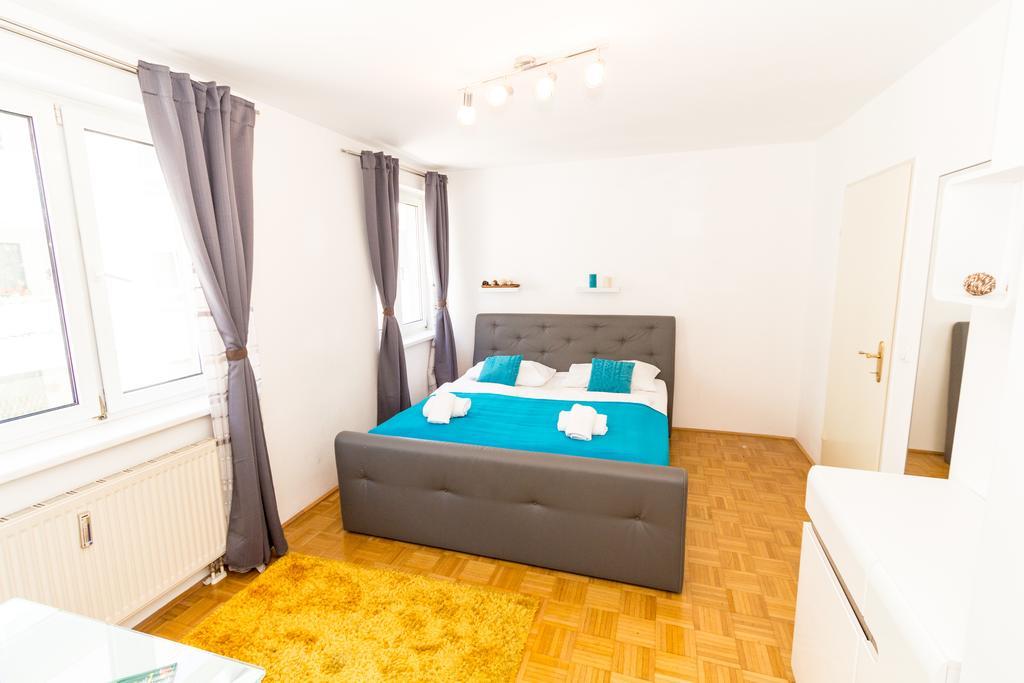 Apartment Wichtelgasse Wina Bagian luar foto